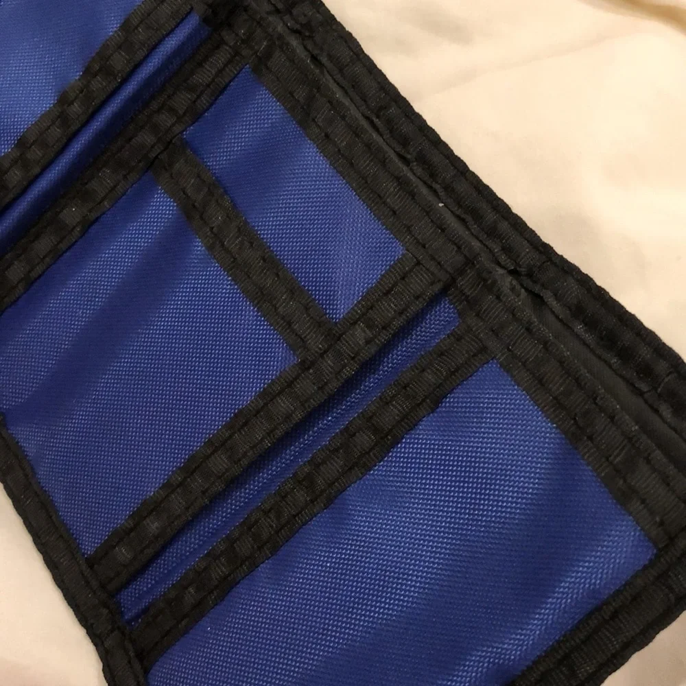 GATOR 🐊 NYLON TRIFOLD WALLET NWOT